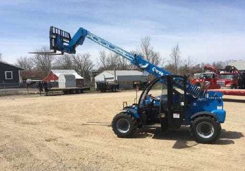 TELEHANDLER (19FT) 5500# LIFT (4 WHEEL DR) CAB
