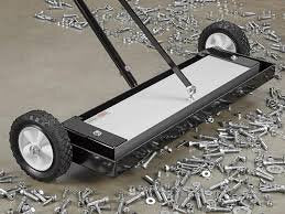MAGNETIC SWEEPER